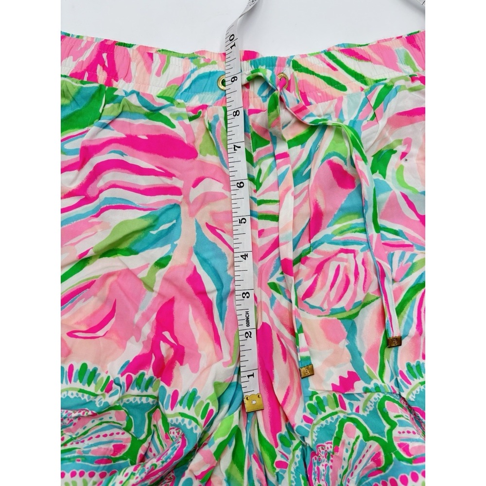 Lilly Pulitzer XL Ruffle Hem Shorts Pink Green Blue Tropical Rayon Pull On - Picture 9 of 10